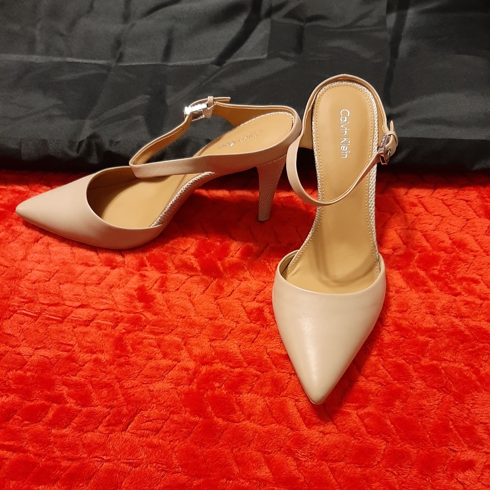 Ladies 3 inch heels